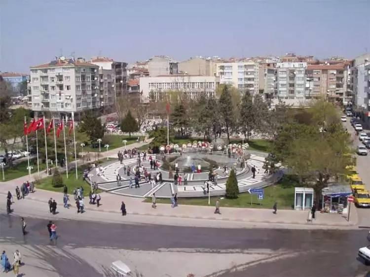 <p>Kırklareli - 113 bin 805 kişi</p>
