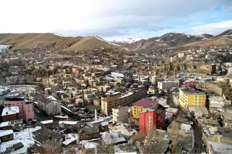 <p>Bitlis- 239 bin 828 kişi</p>
<p> </p>