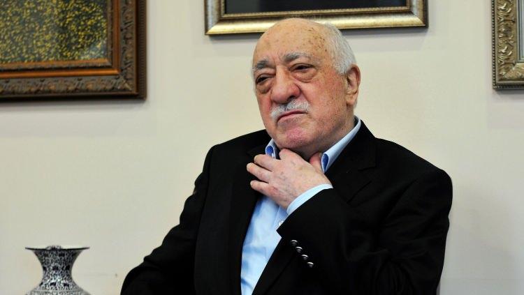 <p>Yakın tarihin en tehlikeli terör örgütleri arasında yer alan FETÖ de 14 Mayıs 2023 seçimlerinin mağlupları arasında yer aldı. Özellikle Muharrem İnce'ye yönelik kaset kumpası ile seçimleri manipüle etmeye çalışan FETÖ'nün firari mensuplarının da sosyal medyada Cumhur İttifakı aleyhine etkin bir faaliyet sergilediği gözlemlendi.</p>