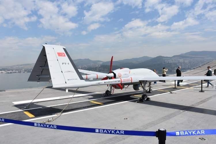 <p>Gemi ekonomik sürati ile tam yükte en az 9.000 deniz mili seyir siasına sahip. </p>
<p>Geminin içindeki su alabilen havuza; her biri 1 adet tank taşıyan 4 adet LCM gemisi (Mekanize Çıkarma Gemisi) girebilmektedir. </p>