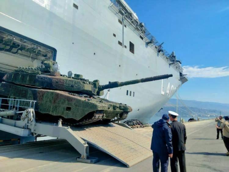 <p>Öte yandan Kara Kuvvetleri Komutanlığı’ndan taarruz, genel maksat ve ağır yük helikopterleri; Hava Kuvvetleri Komutanlığından taarruz, genel maksat, ihbar ve kontrol, hedef çekme ve elektronik test uçakları da tatbikata katılım sağlayacak.</p>