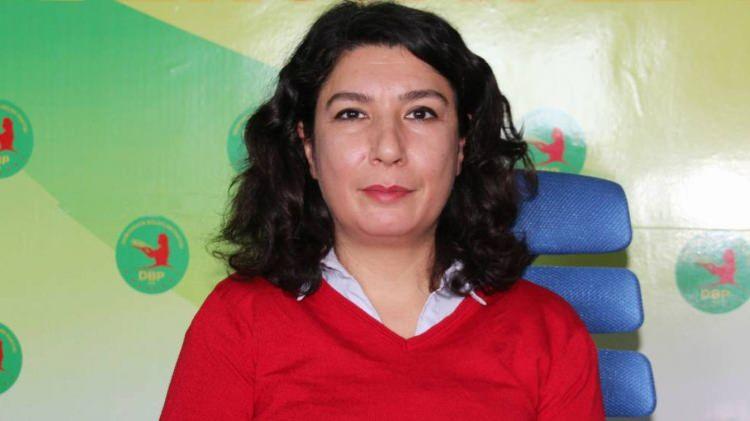 <p><span style="color:#000000"><strong>DİYARBAKIR: Halide Türkoğlu, Adalet Kaya, Sevilay Çelenk Özen, Ceylan Akça Cupolo,</strong></span></p>
<p> </p>