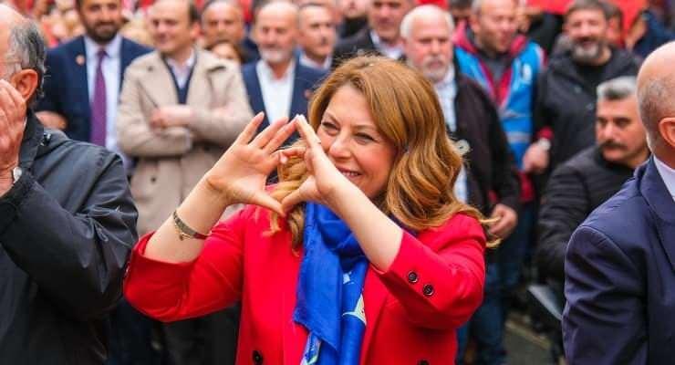 <p><span style="color:#000000"><strong>GİRESUN: Elvan Işık Gezmiş</strong></span></p>