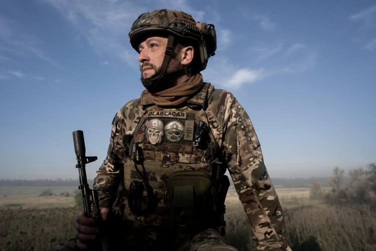 <p>Ukrayna'nın Donetsk Oblastı'nda askeri hareketlilik sürüyor<br />
<br />
Rusya ile Ukrayna arasındaki savaş devam ederken, Ukrayna'nın Donetsk Oblastı’na bağlı Bahmut kentinde askeri hareketlilik sürüyor. </p>