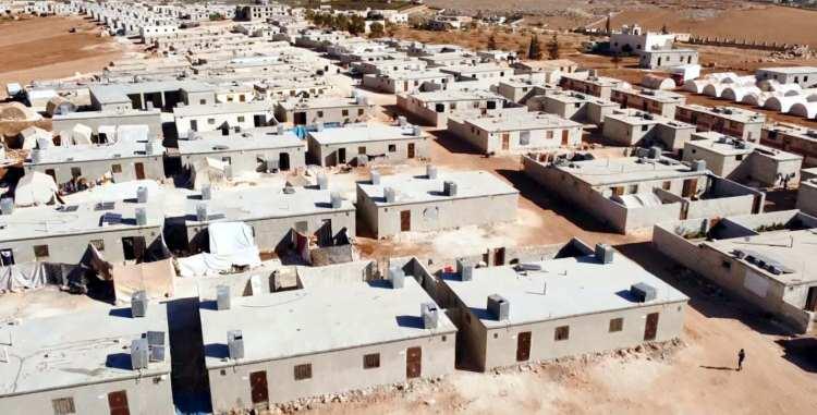 <p>İçişleri Bakanı Süleyman Soylu da dün TGRT canlı yayınında, Suriyeli sığınmacıların ülkelerine geri dönüşleriyle ilgili projeler hakkında bilgi vermişti.</p>