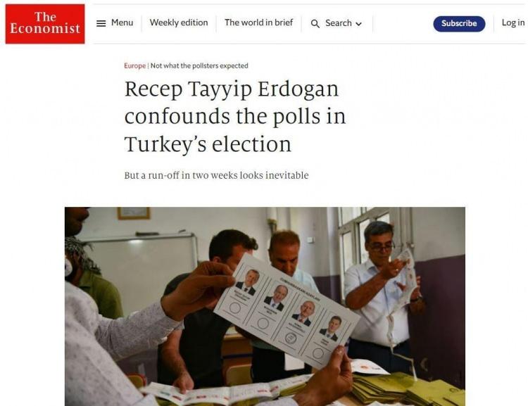 <p><strong>THE ECONOMİST'İN KILIÇDAROĞLU HÜSRANI</strong></p> <p> </p> <p>14 Mayıs 2023 seçimleri öncesi alenen muhalefetten yana tavır alan The Economist, Cumhurbaşkanı Recep Tayyip Erdoğan ve AK Parti'nin zaferinin kabullenmek zorunda kaldı. Seçim sürecinde 'Erdoğan gitmeli' ve 'Türkiye'de demokrasiyi kurtar' gibi ifadelerle 7'li koaliyonun adayı Kemal Kılıçdaroğlu'na destek veren The Economist, seçimlerin ardından "Recep Tayyip Erdoğan, Türkiye oy kullanırken rakibinin çok önünde gol attı." ifadelerini kullandı.</p> <p> </p> 