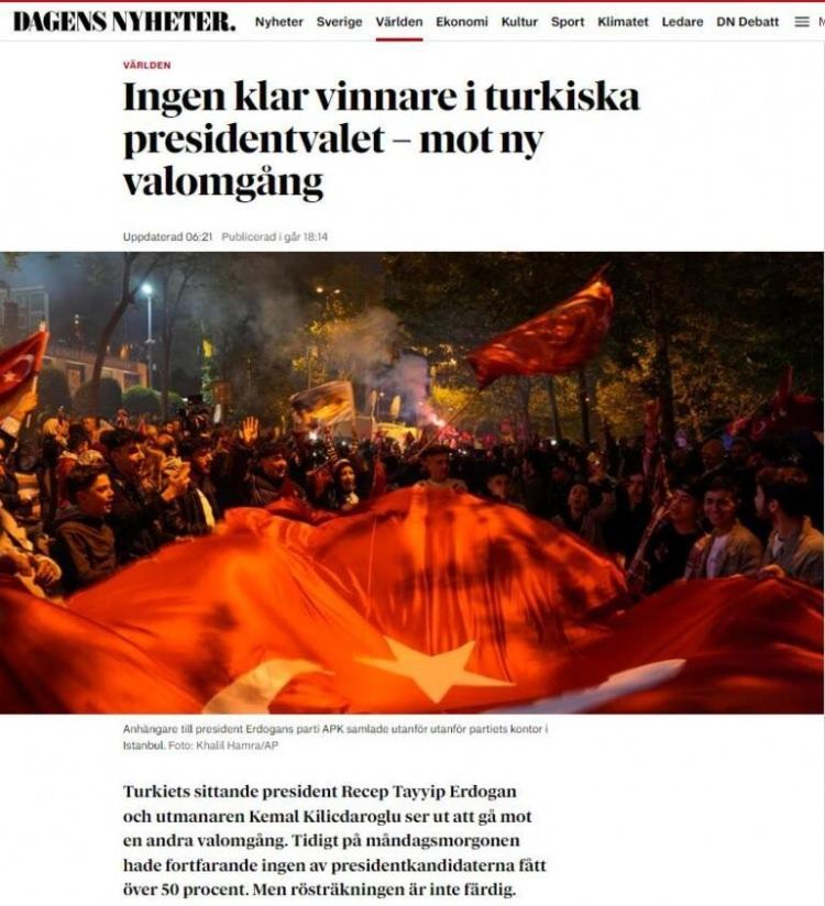 <p><strong>İSVEÇ MEDYASI SİNAN OĞAN'A DİKKAT ÇEKTİ</strong></p> <p> </p> <p>Seçim sonuçlarını merakla bekleyen ülkelerden biri olan İsveç'te bugün en önemli gündem maddesi Türkiye oldu.</p> <p> </p> <p>Dagens Nyheter gazetesi 'Türkiye cumhurbaşkanlığı seçimlerinde net bir kazanan yok' başlıklı haberinde ikinci turun muhtemel olduğunu belirtti. Gazete ikinci tur seçimlerde Sinan Oğan'ın belirleyici bir rol oynayabileceğini vurguladı.</p> <p> </p> <p>Aftonbladet gazetesi de Türkiye'nin ikinci tur seçimlere hazırlanacağını belirterek, kritik bir öneme sahip Sinan Oğan'ın henüz kimi destekleyeceğine karar vermediğini vurguladı.</p> 