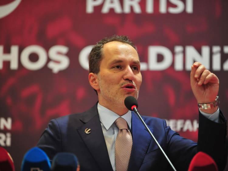 <p>Seçimin bir diğer galibinin de Yeniden Refah Partisi ve Dr. Muhammed Ali Fatih Erbakan olduğunu söylemek mümkün. Milli Görüş hareketinin TBMM'de temsil edilmesi adına önemli bir başarı elde eden Yeniden Refah Partisi meclise beş milletvekili gönderdi. Öte yandan Yeniden Refah Partisi'nin almış olduğu oy oranı da azımsanmayacak derecede...</p>