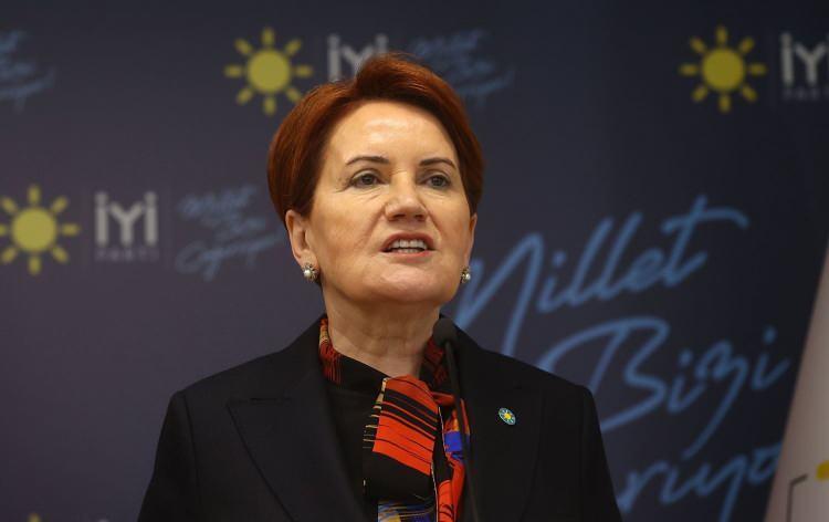 <p>Geçtiğimiz hafta sonu gerçekleştirilen seçimlerin bir diğer kaybedeni de Meral Akşener ve İYİ Parti oldu. Özellikle altılı masada yaşanan krizin ardından masadan kalkan Akşener'in ettiği onca lafa rağmen masaya geri dönmesi dikkat çekiciydi. Akşener'in Cumhurbaşkanlığı adaylığı sürecinde Ekrem İmamoğlu veya Mansur Yavaş'ın ismini öne sürdüğü ancak altılı masanın diğer aktörlerince bu talebin kabul görmediği biliniyor.</p>
