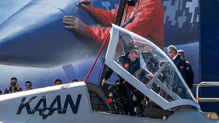 <p>Hürjet ve milli muharip uçak Kaan</p>