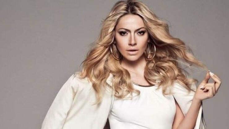 <p><span style="color:#B22222"><strong>Özel hayatındaki gelişmeler ile gündemden düşmeyen Hadise yeni şarkılarını dinleyicilerle buluşturdu.</strong></span></p>