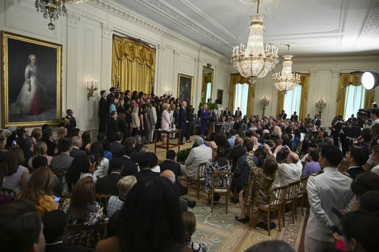 <p>Biden, kısa bir aranın ardından böyle bir şeyin ilk kez olmadığını söyleyerek, konuşmasına devam etti.</p>
