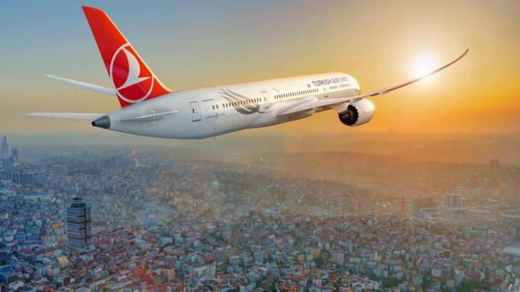 <p>THY'nin 10 yılda 11 bin pilota ihtiyaç duyacağını dile getiren Bolat, dünya genelinde gelecek 10 yıldaki ihtiyacın ise 300 bin olarak hesaplandığını anlattı.</p>
<p>Bolat, bu pilotların uçuş okullarınca yetiştirileceğini belirterek, sözlerini şöyle sürdürdü:</p>
<p> </p>
