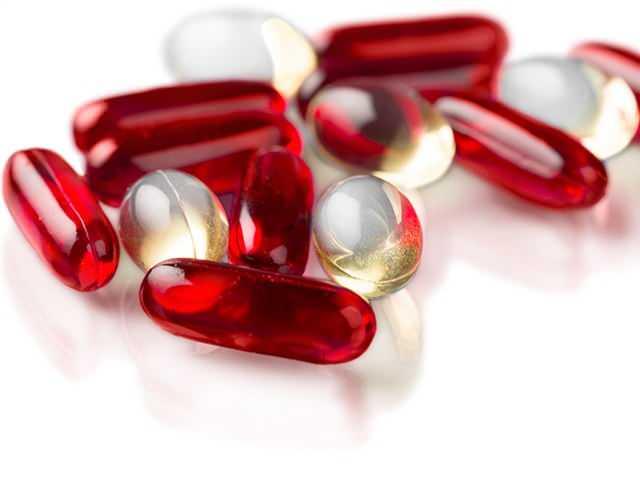 <p><span style="color:#000000"><strong>Karaciğer, ilaçları metabolize ederek süzdüğü esnada hasar görebilir. Bu nedenle gereksiz yere antibiyotik ve ağrı kesici kullanmaktan vazgeçilmelidir.</strong></span></p>
