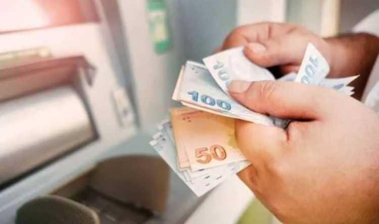 <p> Emekli etme süresi 10 güne kadar düşmüştü. Müracaat gerçekleştikten sonra 10 gün sonra maaş bağlanıyordu.</p>