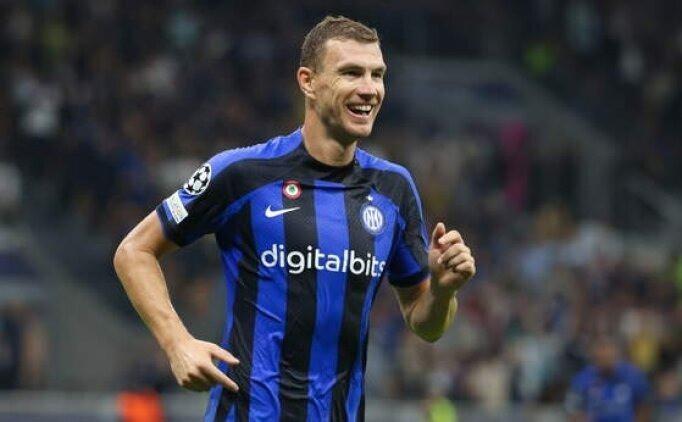 <p>* Edin Dzeko / Bosna Hersek<br />
<br />
* Inter<br />
<br />
* 37 yaşında</p>
