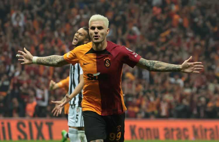 <p>Galatasaray 2-1 Beşiktaş</p>
