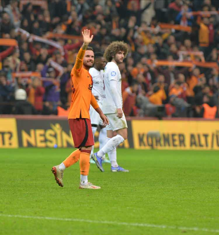 <p>Galatasaray 4-0 Hatayspor</p>