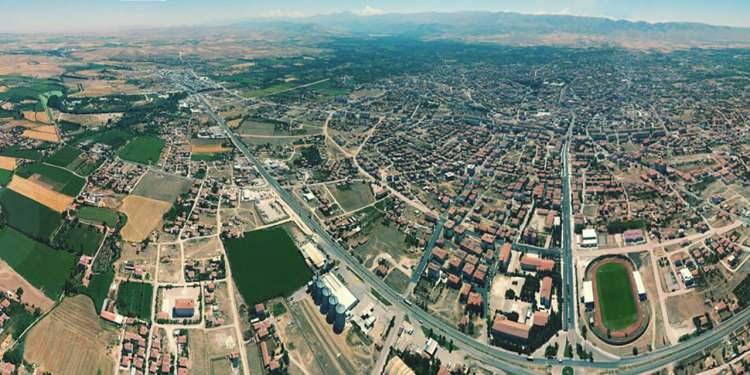 <p><strong>Ereğli, Konya</strong><br />
<br />
Nüfus: 150.978 kişi</p>
