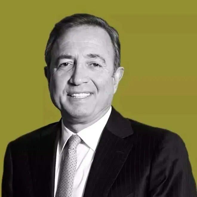 <p><strong>Hamdi Akın</strong><br />
<br />
2023 Serveti: 1.5 milyar dolar<br />
<br />
Forbes sıralaması: 1905</p>