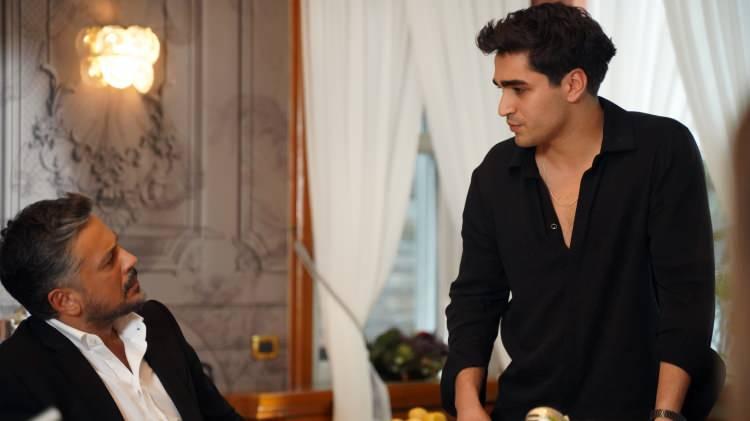<p><span style="color:#000080"><strong>Doğukan Polat'ın paylaşımına Afra Saraçoğlu, Emre Altuğ, Mert Ramazan Demir, Doğukan Polat ve Beril Pozam gibi rol arkadaşlarından yorum geldi.</strong></span></p>
<p></p>