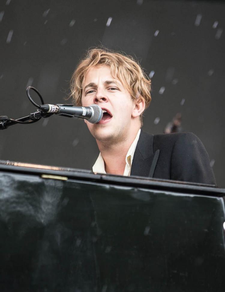 <p><span style="color:#2F4F4F"><strong>24 HAZİRAN CUMARTESİ TOM ODELL</strong></span></p>
<p></p>