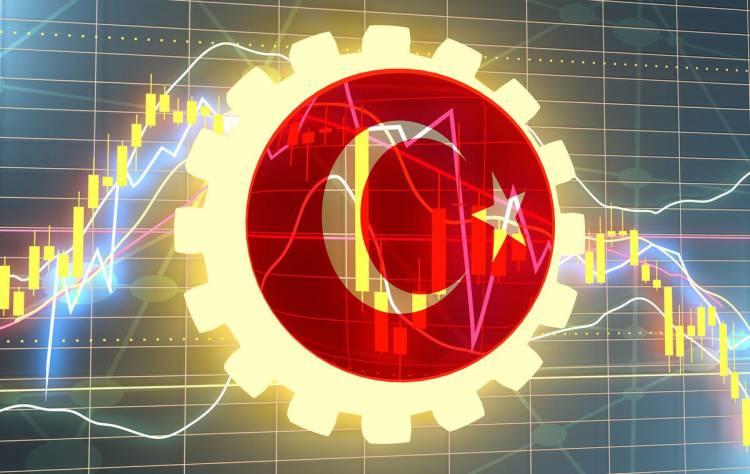 <p>Nüfusu artan, fiyat artışlarının en çok hissedildiği şehirlerin tek tek yeniden yapılandırılması sağlanacak. Meclis'in gündemine gelecek ilk yasal düzenleme temmuz ayında sona erecek kiracıları korumak için uygulamaya alınan yüzde 25'lik tavan uygulamasının süresinin uzatılması olacak.</p>