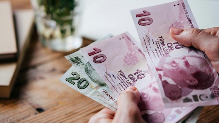<p>Bankacılıktaki risk merkezi benzeri bir yapıyla, yatırımcıların risklerinin bütüncül bir şekilde takip edilmesi ve sektör paydaşlarıyla paylaşılabilmesini teminen Yatırımcı Risk Takip Sistemi hayata geçirilecek.</p>