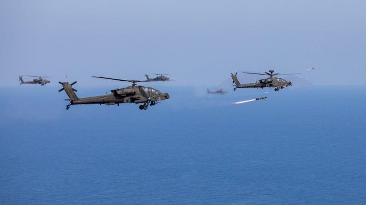 <p> F-246 borda numaralı Salih Reis ve F-511 borda numaralı Heybeli Ada fırkateynleri açıkta bekliyor.</p>
