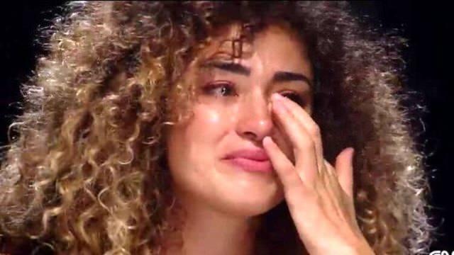 <p><span style="color:#B22222"><strong>&Uuml;nl&uuml;ler d&uuml;nyasından duyurduğu &ouml;l&uuml;m ve hastalık haberleri nedeniyle 'felaket tellalı' lakabıyla tanınan Onur Akay'ın haberine g&ouml;re; hamile olduğunu &ouml;ğrenmesiyle b&uuml;y&uuml;k mutluluk yaşayan Dilan &Ccedil;ıtak Tatlıses, m&uuml;jdeli haberi ilk olarak annesi Işıl &Ccedil;ıtak ve babası İbrahim Tatlıses ile paylaştı.</strong></span></p>

<p>&nbsp;</p>
