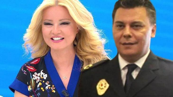 <p><strong><span style="color:#000080"><em>Benim kocamda gidiyor da hamama merak ettim şimdi yani nereden kadın buldu da konuşuyor? Demek arada gitmek lazım nereye gidiyorlar diye." </em>dedi.</span></strong></p>