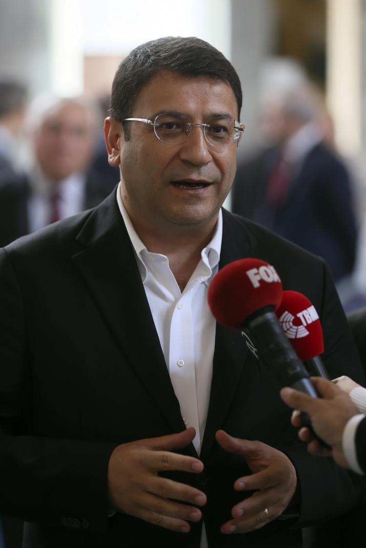 <p>CHP Ankara Milletvekili İdris Şahin, kayıt yaptırdı.</p>