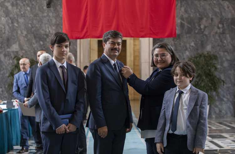 <p>AK Parti Kırşehir Milletvekili Necmettin Erkan kayıt yaptırdı.</p>
