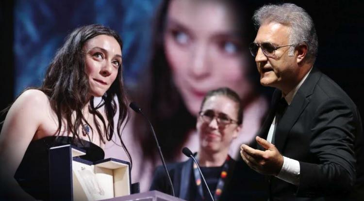<p><span style="color:#FF0000"><strong>Ünlü oyuncu Tamer Karadağlı, Cannes Film Festivali'nde En İyi Kadın Oyuncu Ödülü'nü alan Merve Dizdar'ın Türkiye'yi karalar nitelikteki konuşmasına tepki gösterdi. Dizdar'a seslenen ünlü sanatçı, "Kendisi Fransa'nın yıllarca işgal ettiği Cezayir için de aynı şeyleri düşünüyor mu? Cezayirli kız kardeşleri için de geçerlimi söyledikleri?" dedi.</strong></span></p>
