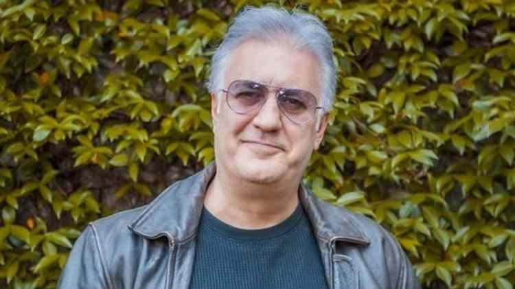 <p><strong>CEZAYİR VE DİYARBAKIR ANNELERİ İÇİN DE AYNI ŞEYLERİ DÜŞÜNÜYOR MU?</strong></p>
<p>Kendisi Fransa'nın yıllarca işgal ettiği Cezayir için de aynı şeyleri düşünüyor mu? Cezayirli kız kardeşleri için de geçerli mi söyledikleri? (Çünkü ödülü Fransa'da alıyor) Ya da çocukları zorla dağa kaçırılmış Diyarbakır Anneleri için geçerli mi söyledikleri?</p>