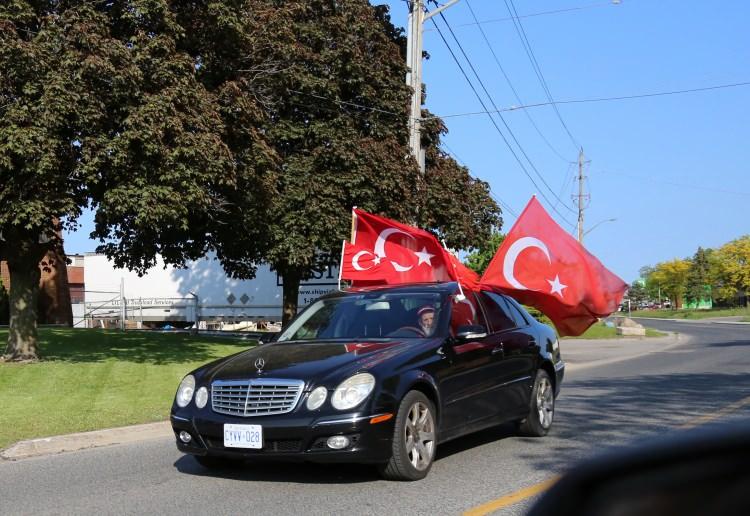 <p>Cumhurbaşkanı Recep Tayyip Erdoğan'ın, Cumhurbaşkanı Seçimi ikinci turunda elde ettiği başarı, Kanada'da coşkuyla kutlandı.</p>