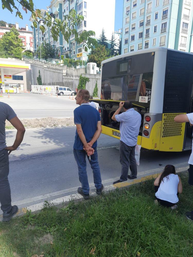 <p>Bu incelemede, İETT'nin toplu ulaşımda kullanılan otobüs ve metrobüslerinin, 2019'dan 2022 yılına kadar olan arıza bilgilerini derlediklerini ifade eden Kaynar, "Bu kapsamda, otobüslerde 2019'da 140 bin 874, 2020'de 133 bin 381, 2021'de 157 bin 902, 2022 yılında 247 bin 549 arıza yaşandı." dedi.</p>
