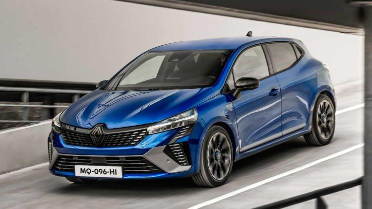 <p>Ayrıca Yeni Clio, tüm motor seçeneklerinde sunduğu eko-sürüş asistanı ile sürücüye yakıttan tasarruf etmenin ve böylece egzoz karbondioksit (CO2) emisyonlarını azaltmanın en iyi yollarını öneriyor.</p>
