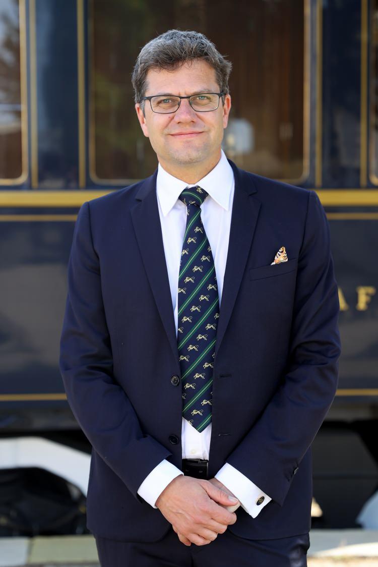 <p><strong>"Zamanda yolculuk yapar gibiyiz"</strong></p>
<p>Tren sefer yetkilisi Wolfgang Eipeldauer, AA muhabirine, 2 Haziran Cuma günü yolcularla Paris'ten yola çıktıklarını söyledi.</p>