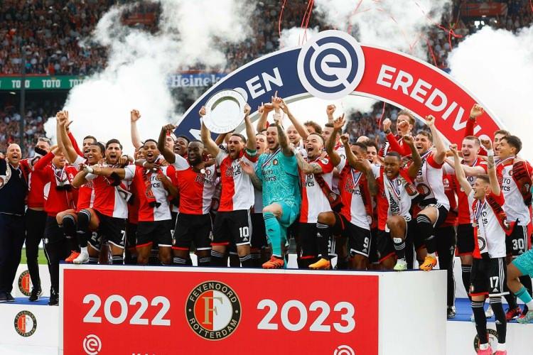 <p>HOLLANDA - FEYENOORD</p>
