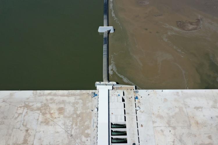 <p>Santraldeki 14 burgu türbinin dönmesiyle yılda 14 milyon 300 bin kilovatsaat elektrik üretilecek.</p>