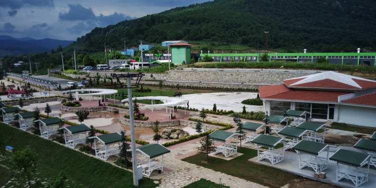 <p>Düzce Cumayeri Millet Bahçesi</p>
