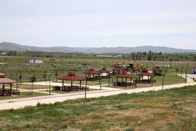 <p>Sivas Şarkışla Millet Bahçesi</p>
