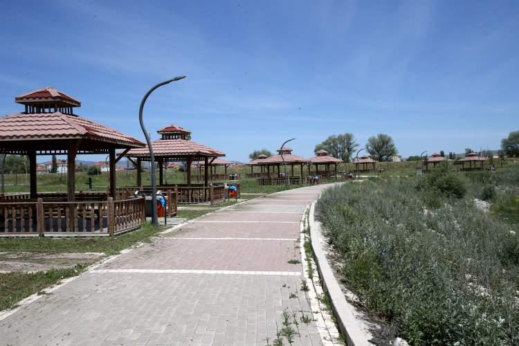 <p>Sivas Şarkışla Millet Bahçesi</p>
