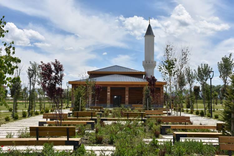 <p>Afyonkarahisar Şuhut Millet Bahçesi</p>
