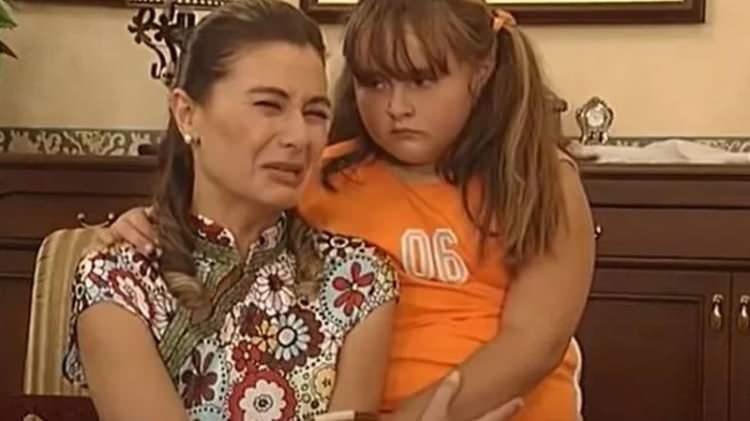 <p><strong>2015 yılında &Ouml;m&uuml;r &Ouml;zkan ile nikah masasına oturan Jale Azaklı fazla kilolarından kurtuldu ve bambaşka biri haline geldi.</strong></p>

<p>&nbsp;</p>
