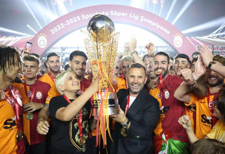 Galatasaray'dan görkemli kutlama