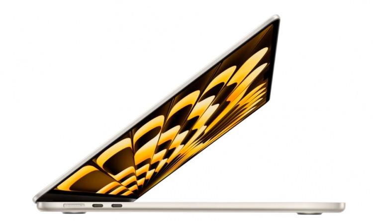 <p>Macbooklar Midnight ve Starlight dahil olmak üzere dört renkte çıkış yapacak. <strong>8 çekirdekli CPU ve 10 çekirdekli GPU ile 18</strong> saatlik bir pil gücüne sahip olacak.</p>

<p> </p>

<p>MacBook Air 15 inçin fiyatı ise 1299 dolar olarak duyuruldu. 13 inçlik versiyonu ise 1099 dolara mal olacak. Cihaz önümüzdeki hafta satışa sunulacak.</p>
