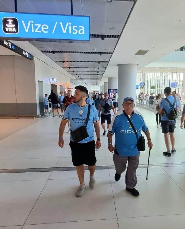 <p>İngiltere ekibi Manchester City ile İtalya temsilcisi Inter arasında bu akşam Atatürk Olimpiyat Stadyumu'nda oynanacak 2023 UEFA Şampiyonlar Ligi Finali'ne saatler kaldı. </p>