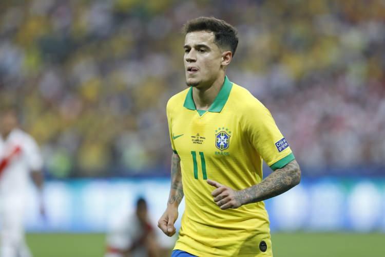 <p>Fenerbahçe'nin, Brezilyalı yıldız futbolcu Philippe Coutinho için Aston Villa'ya satın alma opsiyonlu kiralama teklifinde bulunduğu belirtildi. (SABAH)</p>
